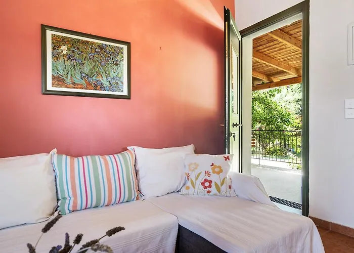 別荘 Ktima Dilberaki リクスリオン